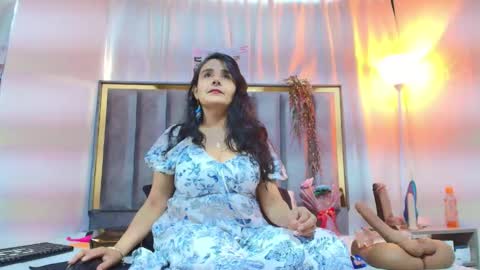 Snapshot of _marcela__ chatting on January 2026 12:53:02 PM _marcela__ online show from January 2026 12:53:02 PM