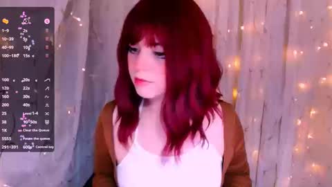 Kira online show from October 2025 08:37:02 AM