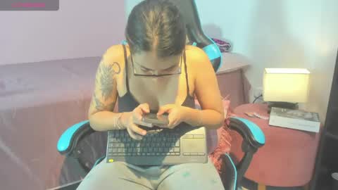 Snapshot of _maria_foxx_ chatting on June 2026 04:43:01 PM Maria online show from June 2026 04:43:01 PM