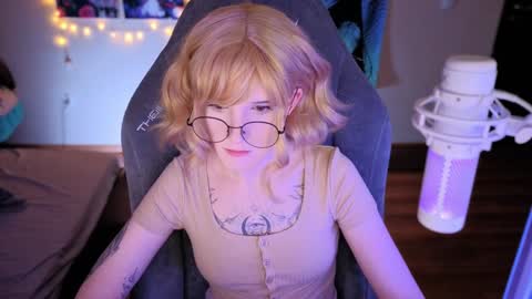 Mariko online show from January 2025 02:52:02 PM