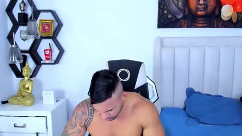 _matthew_santos_ online show from December 2025 11:24:01 PM