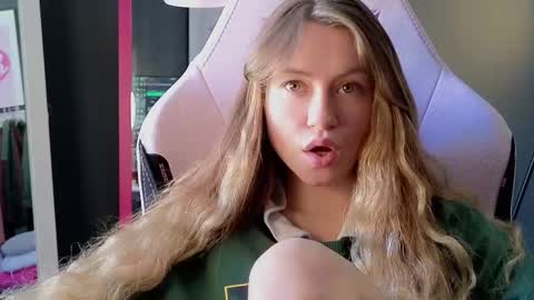 Elisa online show from February 2026 12:26:01 PM