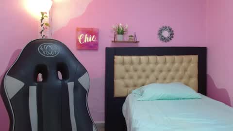 Maya 3 online show from July 2026 01:19:01 PM