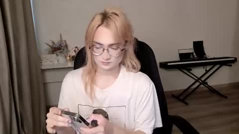 Snapshot of _meow_neko_ chatting on July 2026 11:49:02 AM _meow_neko_ online show from July 2026 11:49:02 AM