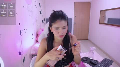 Snapshot of _mia_rouse_18 chatting on February 2025 05:31:01 AM Mia online show from February 2025 05:31:01 AM