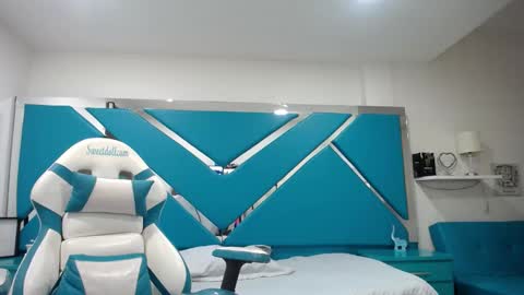  Mia  online show from February 2025 01:19:02 PM