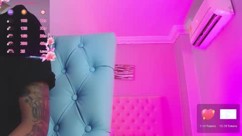 Paula online show from December 2025 11:30:02 AM