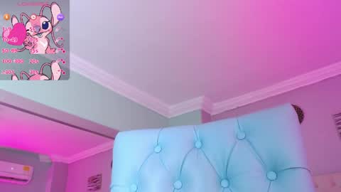 Paula online show from April 2026 11:19:01 AM