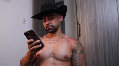 soy mike online show from December 2025 08:26:01 PM