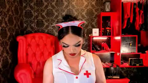 Raven Strauss online show from October 2025 06:20:01 PM