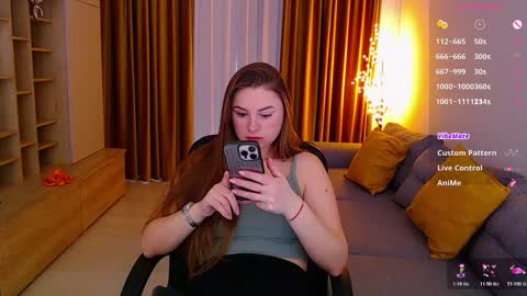 Mia online show from March 2026 07:43:01 AM