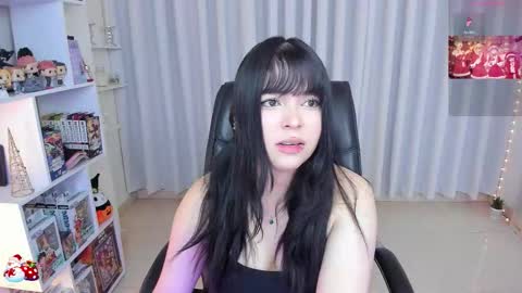 Hanna  Idependent Model   online show from November 2025 04:00:02 AM