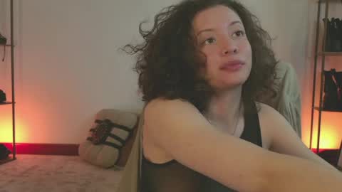 Snapshot of _missmariaa_ chatting on May 2026 07:19:01 PM Mara Independent model online show from May 2026 07:19:01 PM