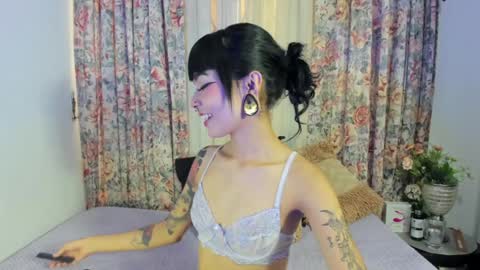 Snapshot of _mizuki chatting on December 2024 02:49:02 PM mizuki  online show from December 2024 02:49:02 PM