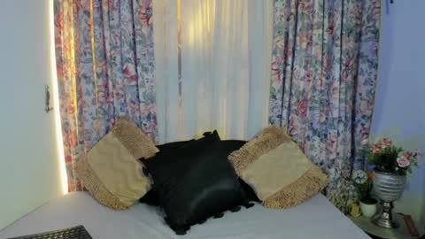 Snapshot of _mizuki chatting on December 2024 02:38:02 PM mizuki  online show from December 2024 02:38:02 PM