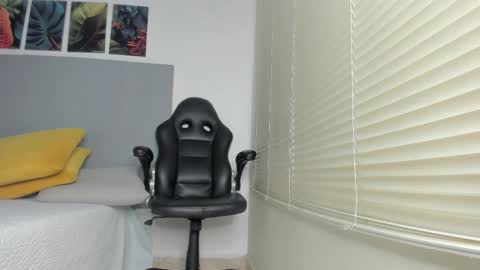 _molly_rosse_ online show from February 2026 11:37:02 AM