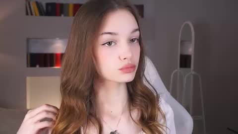 Snapshot of _moonlit_melody_ chatting on March 2026 06:23:01 PM Margo online show from March 2026 06:23:01 PM