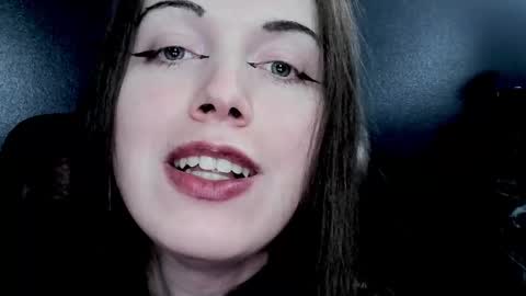 _naamah online show from November 2025 07:46:02 PM