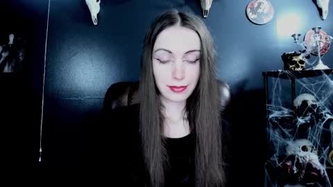 _naamah online show from November 2025 07:02:02 PM