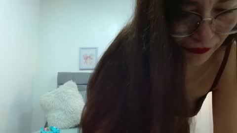 _naomi_s online show from April 2026 01:45:02 PM