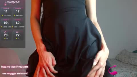 _nayade_ online show from March 2026 12:50:01 AM