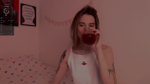 Snapshot of _ni_kiss chatting on December 2024 10:49:02 PM Nika online show from December 2024 10:49:02 PM