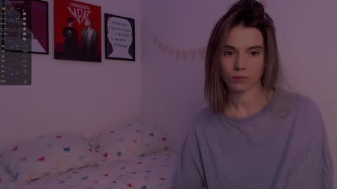 Snapshot of _ni_kiss chatting on January 2025 01:42:02 AM Nika online show from January 2025 01:42:02 AM