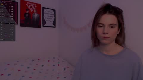 Snapshot of _ni_kiss chatting on January 2025 09:47:02 PM Nika online show from January 2025 09:47:02 PM