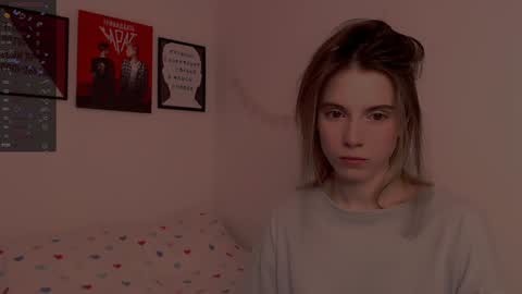 Snapshot of _ni_kiss chatting on February 2025 11:32:01 PM Nika online show from February 2025 11:32:01 PM