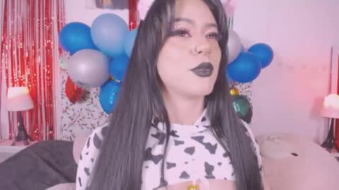 niiky online show from December 2024 01:14:01 PM