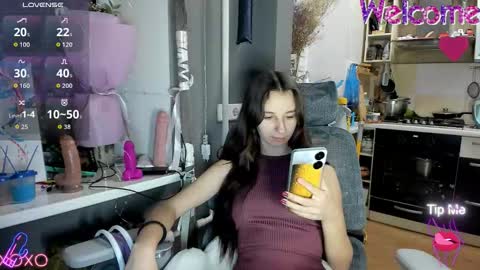 Nika online show from November 2025 03:46:01 PM