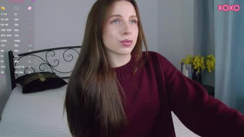 Vivian online show from October 2025 06:43:01 AM