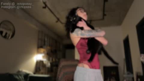 Mikayla online show from February 2026 09:19:02 PM