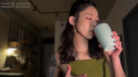 Mikayla online show from March 2026 05:36:01 AM