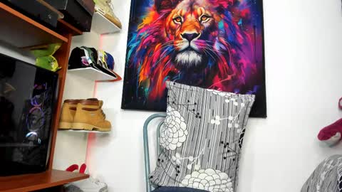 Kevin  online show from February 2025 08:17:01 AM