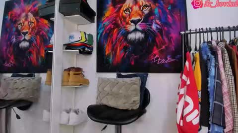 Kevin  online show from October 2025 09:33:01 AM