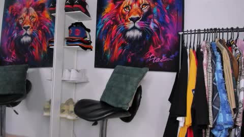 Kevin  online show from November 2025 09:17:01 PM