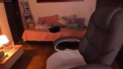 violeta ig  online show from October 2025 03:40:02 AM