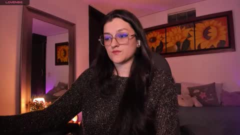 violeta ig  online show from November 2025 04:56:01 AM