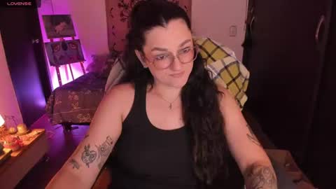Snapshot of _peach__ chatting on June 2026 03:20:02 AM violeta ig online show from June 2026 03:20:02 AM