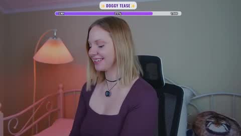 Snapshot of _penisflytrap_ chatting on March 2026 04:18:01 AM Viktoria online show from March 2026 04:18:01 AM