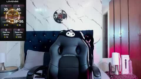 _qira_ online show from May 2026 05:06:02 PM