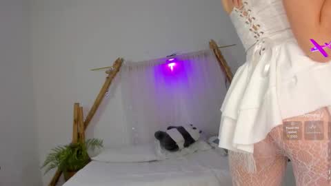 Moon online show from February 2026 08:59:01 PM