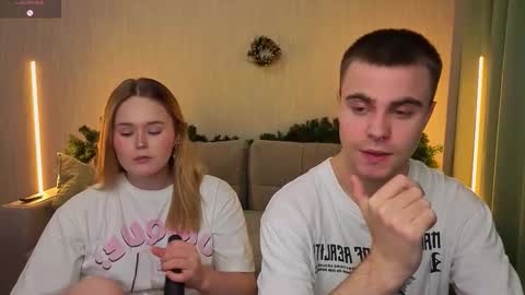 LISSAPVT IS OPEN online show from December 2025 01:42:01 PM