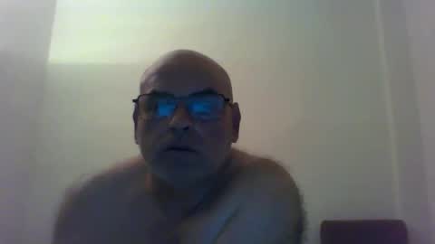 REY online show from May 2026 08:04:02 PM