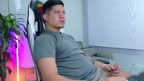 Roberto online show from February 2026 01:06:01 PM