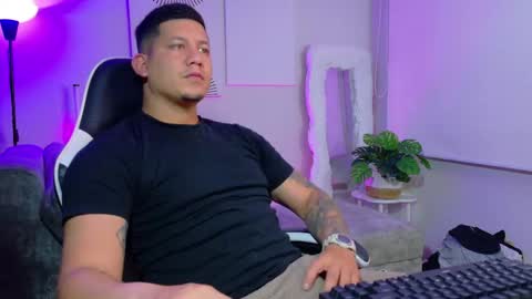 Roberto online show from May 2026 06:42:02 AM