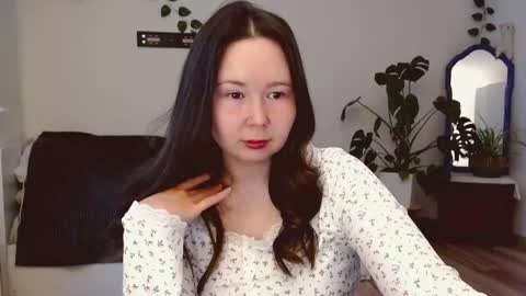 Snapshot of _rosie_cheeks_ chatting on May 2026 03:17:01 PM See you online show from May 2026 03:17:01 PM