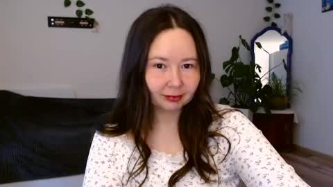 Snapshot of _rosie_cheeks_ chatting on May 2026 03:08:02 PM See you online show from May 2026 03:08:02 PM