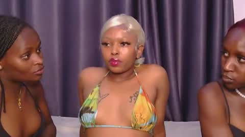 Snapshot of _roxxana chatting on February 2026 04:46:01 PM Roxxana online show from February 2026 04:46:01 PM